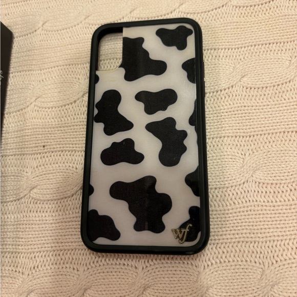 XS & X Moo Moo Case - Picture 3 of 8